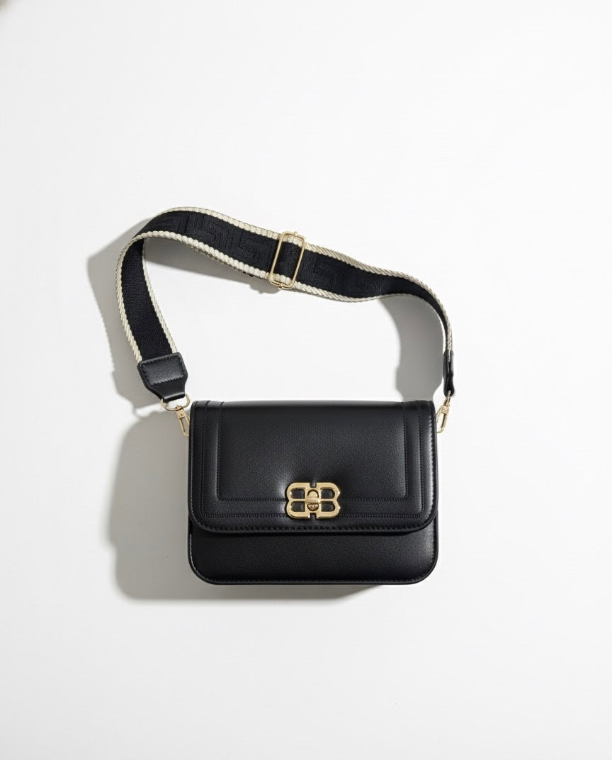 Bolso Crossbody Arena Rosa - Elegancia Urbana en Rosa Nude