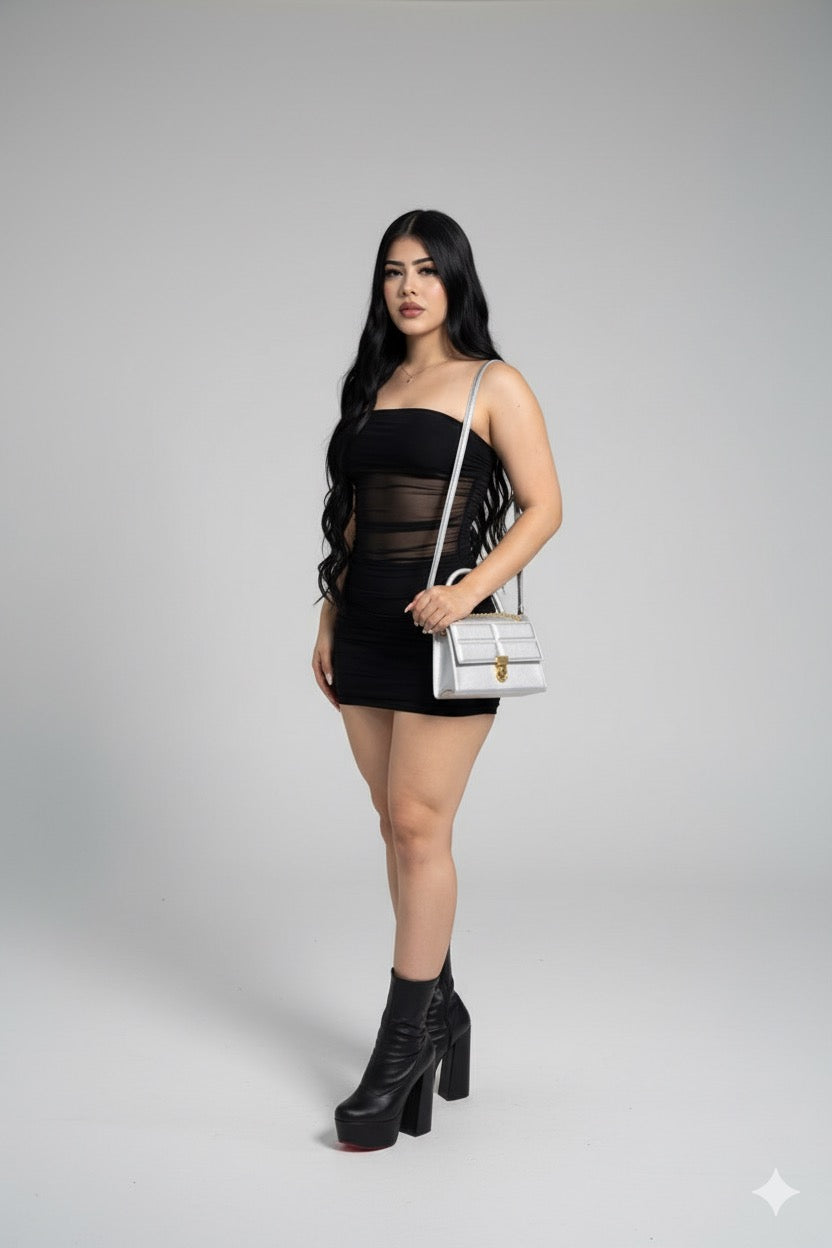 Bolso "Galaxy" - El Destello Plateado que Acaparará Miradas